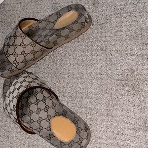 Gucci slides brown
